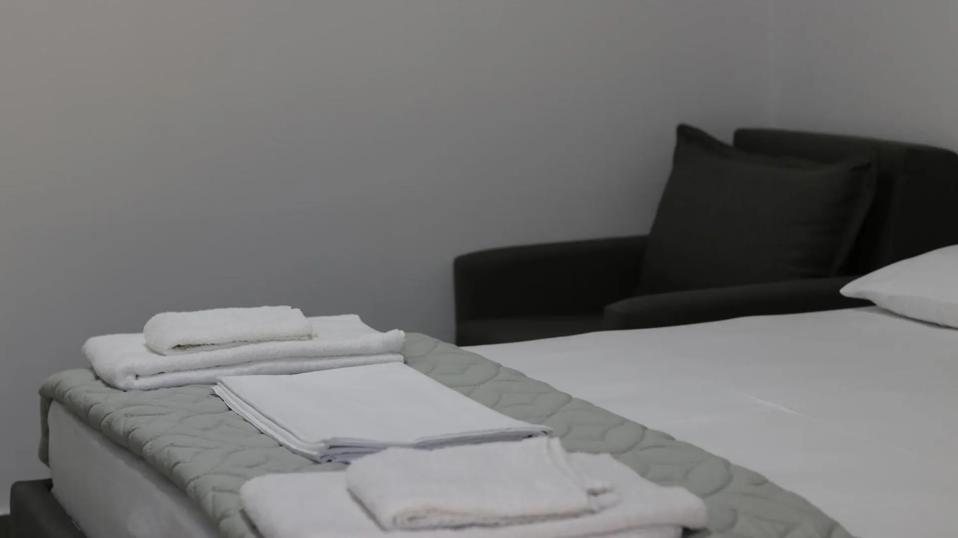 Neranxi Apartament Himare 0*,